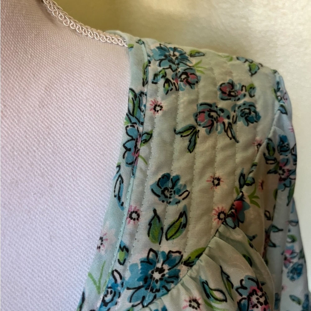 Lati Fashions Robe - Picture 4 of 7